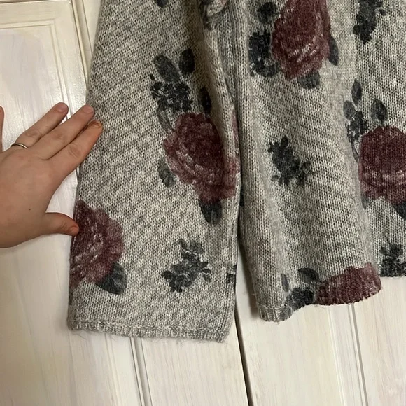 Lucky Brand sweater - Picture 6 of 6